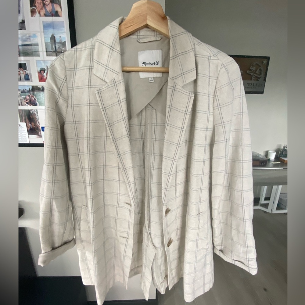 Madewells’ Caldwell Double Blazer in Ghent Plaid in size Small.